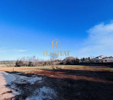 Istra , Savudrija , poljoprivredna parcela396m2 , investicija , struja , voda , uz gradjevinsko podrucje , 300m do mora i plaze - cover