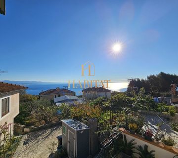 OPATIJA, POBRI, stan, 51 m2 s parkingom i pogledom na more - cover