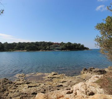 Medulin, jedinstvena lokacija - kuća na par koraka od plaže - cover