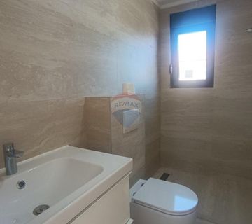 Istra, Poreč- Dvojna kuća u užoj okolici Poreča - cover