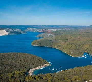 ISTRA, BARBAN - Veliko zemljište 5ha za investicijsko ulaganje - cover