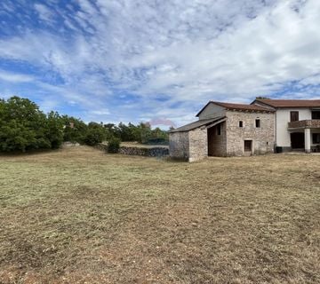 Sveti Petar u Šumi - okolica, 3 kuće u nizu sa 2400m2 okućnice - cover