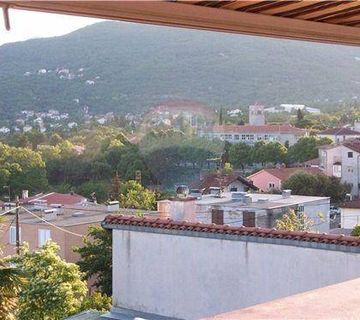 MATULJI-CENTAR-SAMOSTOJEĆA KUĆA 400 m2 S OKUĆNICOM - cover