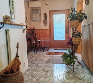 OPATIJA - dvojna kuća s garažom - cover