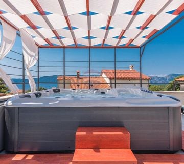 Krk - Pinezići, Krk, kamena kuća 150 m2 s bazenom i jacuzzijem - cover