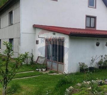 Lič- kuća sa apartmanom - cover