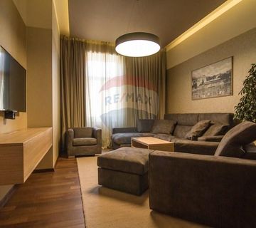 LUX APARTMAN U CENTRU OPATIJE - cover