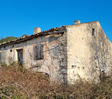 ISTRA - BALE OKOLICA - 3500 m2 GRAĐEVINSKO ZEMLJIŠTE SA KUĆOM - cover