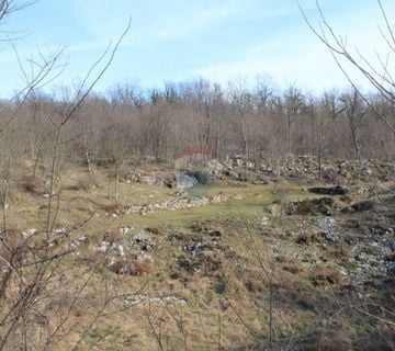 MATULJI - MUČIĆI - GRAĐEVINSKI TEREN 1900 M2 U BLIZINI GLAVNE CESTE - cover