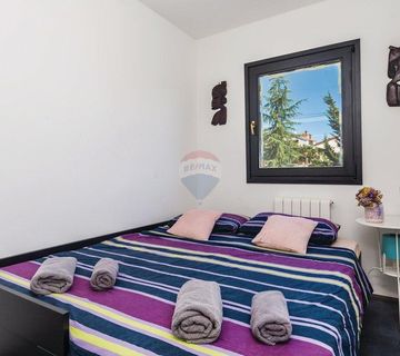 OPATIJA, POBRI- kuća 170 m2 s bazenom, garažom i pogledom na more - cover