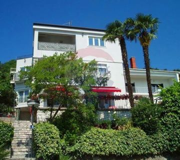 OPATIJA - vila s 4 apartmana - cover