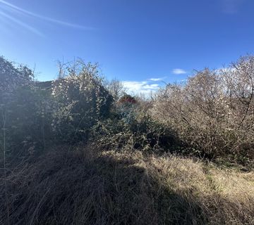 ISTRA, KRŠAN - Ruševne kuće 145 m2 na terenu 1381 m2 - cover