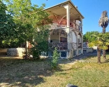 Istra, Rovinj, kuća sa 6 stanova - cover