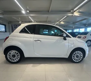 Fiat 500 1,0 Hyb AMORE Financiranje 1/3 kamata 2,99% - NEMA PRIJENOSA - cover