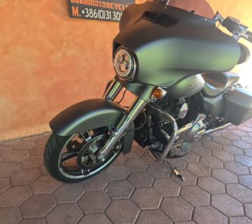 Harley Davidson street glide 1690 cm3, 2016 god. - cover