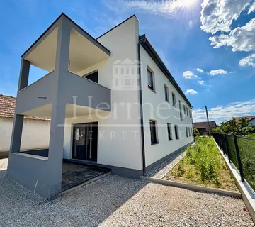 Investicija! Projekt Zgrade S 4 Stana I Dodatnim Graðevinskim Zemljištem - Mičevec, Velika Gorica