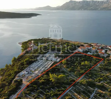 GRAÐEVINSKO ZEMLJIŠTE (3.321 m2), POGLED NA MORE, PUNTA, POVLJA, OTOK BRAČ - cover