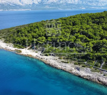 ZEMLJIŠTE, 1. RED DO MORA (62.456 m2), POVLJA, OTOK BRAČ - cover
