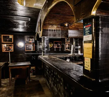 KULTNI LOKAL NA DVIJE ETAŽE (160 m2 ), DONJI GRAD, HEBRANGOVA - cover