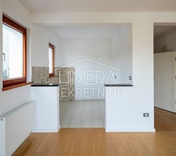NOVOGRADNJA, ŠESTINE, LUKSUZNA KUĆA 430 m2 SA 2 DVOETAŽNA STANA - cover