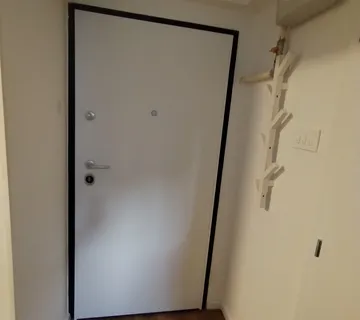 Vinogradska cesta, 20m2 + balkon, novouređen stan - cover