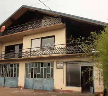 Kuća za adaptaciju, 240m², Jakovlje