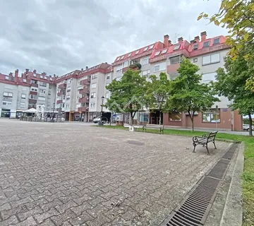 Poslovni prostor 64m², Oroslavje Trg, TOP LOKACIJA