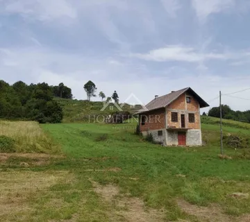 Kuća za adaptaciju Delić Poljana, 140m2 + zemljište - Delić Poljana, Cetingrad