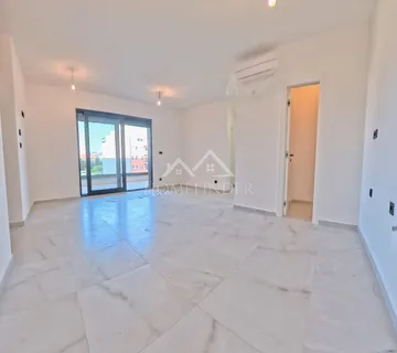 Poslovni prostor 60,54m2, Zaprešić, Trg