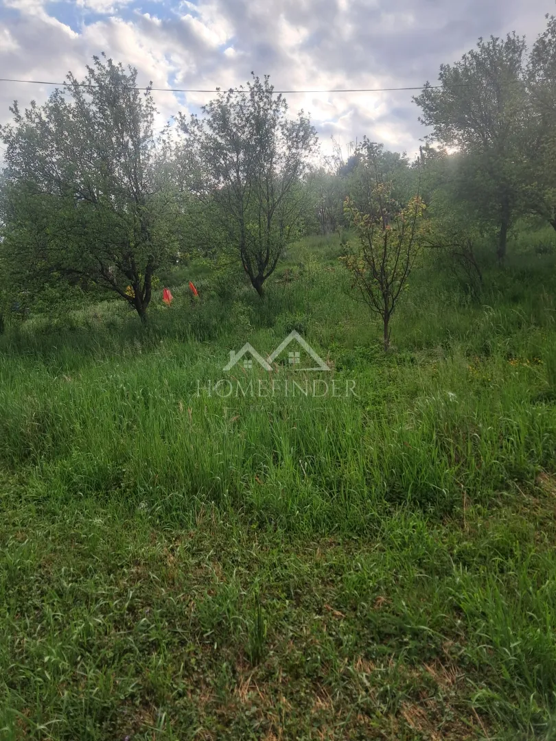 Građevinsko zemljište s građevinskom dozvolom, 753 m2, plaćen projekt za gradnju - cover