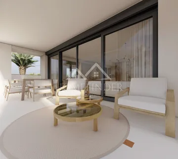 Luksuzan stan s dvorištem, 161m², Zambratija, Istra - cover