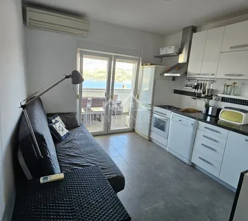 Apartman, 3S, grad Pag, Vodice, 200m od plaže, 49,75m2+ 1VPM