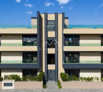Moderan i luksuzan apartman, 63m2, (2S), 1VPM, Sukošan