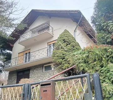 Kuća 200m2, Krapinske Toplice, Odlična lokacija