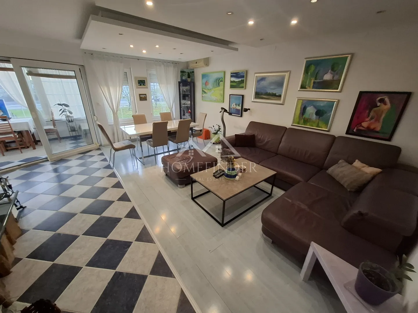 Ugodna obiteljska kuća i parcela sa započetom gradnjom, 228 m2, GPM, 2 VPM, Lučko, Zagreb - cover