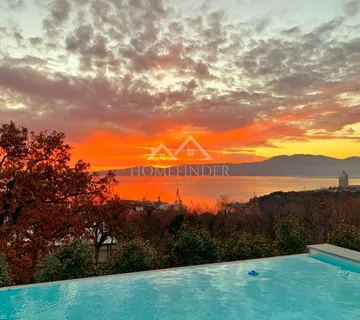 Luksuzna vila s bazenom i panoramskim pogledom na more, Kostrena - Rožmanići, Kostrena