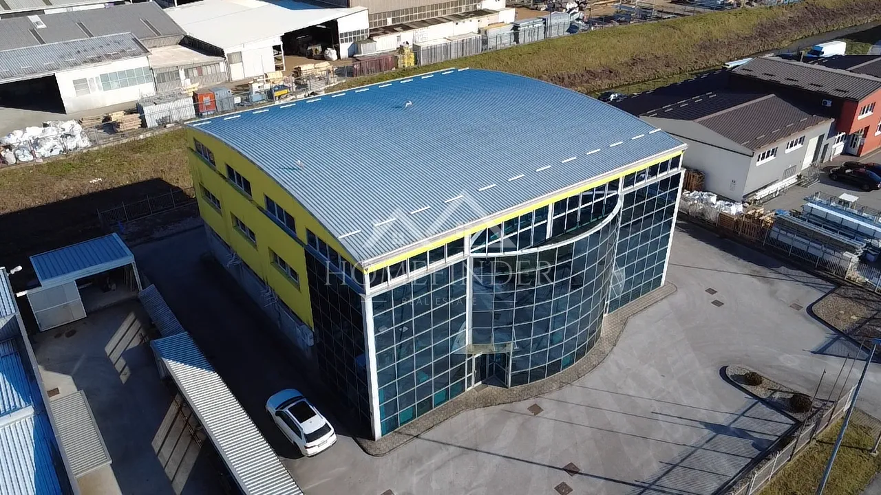 Poslovna zgrada 1500 m² u Krapini – odlična lokacija - cover