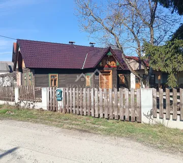 Kuća s prostranim dvorištem, 70m², Demerje - cover
