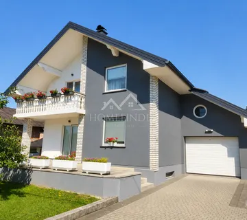Kuća, 320 m², Lukarišće, Dugo Selo
