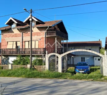 Smještaj za radnike ,kuća 212 m², Kloštar Ivanić