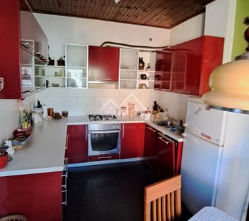 Smještaj za radnike – Kuća sa 8 kreveta, 90 m² + dvorište 75 m² - cover