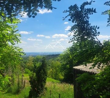 Zemljište 2343 m² s legaliziranom drvenom kućicom (23 m²)  - cover