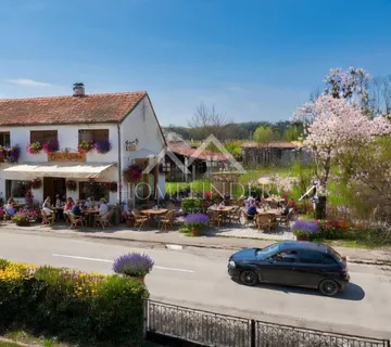 Poslovna zgrada,hala 240m2 + uredi 750m2 - cover