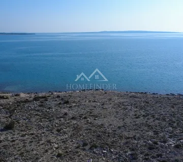 Građevinsko zemljište za turističku namjenu ili rekreaciju, 90000m2, otok Pag - cover