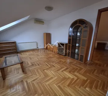 Stan Trešnjevka, 53,26 m2, (2S), u mirnoj ulici - cover