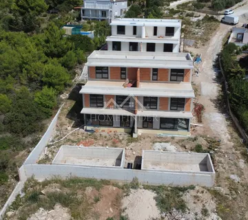 Luksuzna vila s bazenom i pogledom na more, Vodice, 223.00m2 - cover