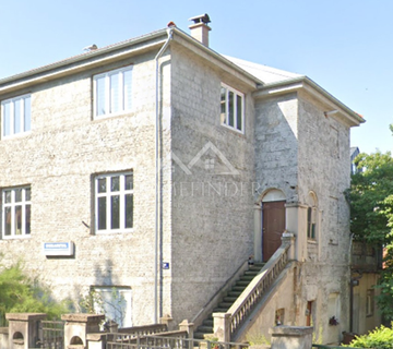 Kuća s poslovnim prostorom I dvorištem Maksimir/ Kvaternikov trg 380 m² - cover