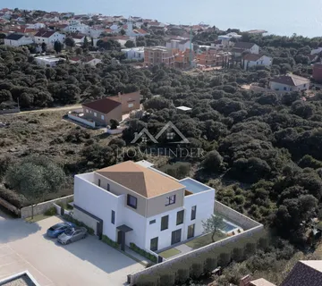 Stan u prizemlju s bazenom, vrtom i pogledom na more, 2S, 65m2, Mandre, NOVOGRADNJA - cover