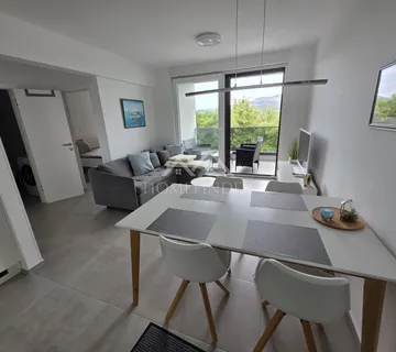 Okrug Donji - moderan dvosoban stan s pogledom - Žedno, Trogir