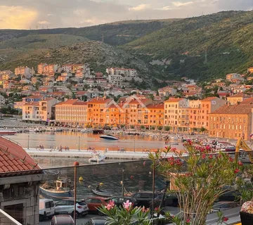 Hotel 1050m2, Senj, TOP LOKACIJA uz obalu